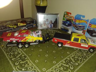 Hard to find labonte truck race car