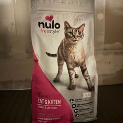 Nulo: Cat &Kitten Chicken & COD 2lb BAG OF CAT FOOD