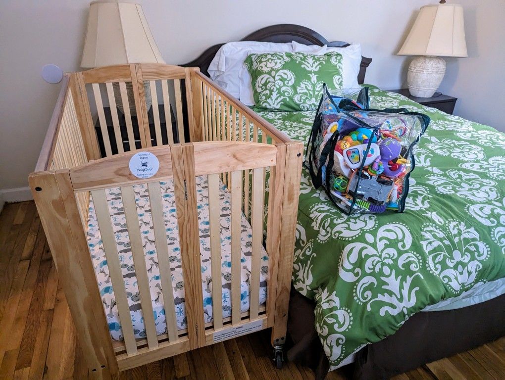 Full Size Foldable crib
