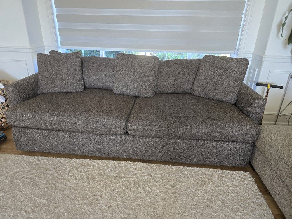 Crate Barrel Deep Sofa 