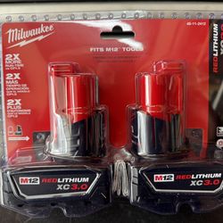 MILWAUKEE M12 12-Volt Lithium-Ion XC Extended Capacity 3.0 Ah Battery Pack (2-Pack)