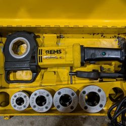 Rems Amigo 1/2"-1-1/4" Pipe Threader
