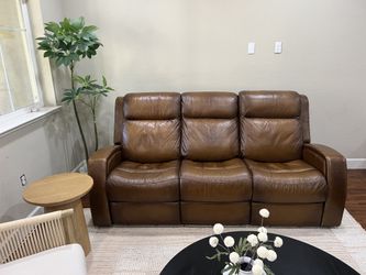 Premium Australian Leather Power Reclining Sofa – 3 Seater – Excellent Condition