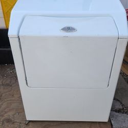 Maytag Electric Dryer Works Great 