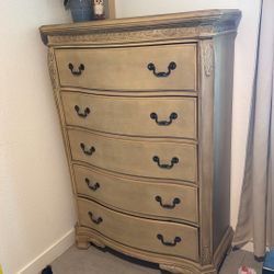 5-Drawer Chest