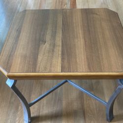 2 End Tables