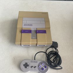 Super Nintendo SNS-001 Console system with controller ONLY For Parts Only