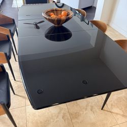 Dinning Table Modern Glass and Chrome 