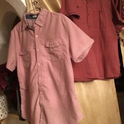 Two Original T-Shirt For Men Size L Brand Patagonia Used Condition// Second T-Shirt Size M Brand Alexander Julian Stretch 