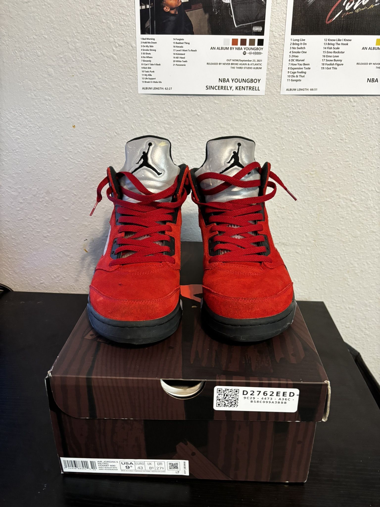 Jordan 5 Raging Bull