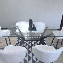 Modern Table & Chairs