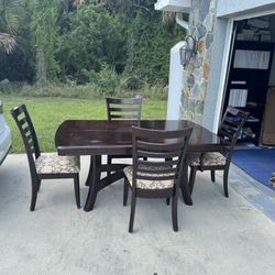 All Wood Table With 4 Chairs 