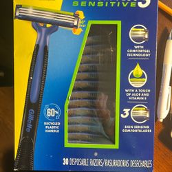 Gillette Custom Plus 3 Sensitive Razors