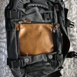 NWT Versatile carry on /brief case