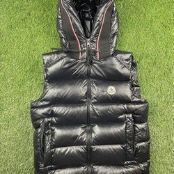 Moncler Puffer Best