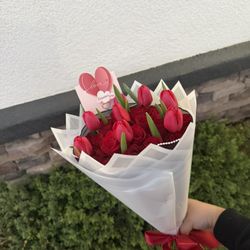 Available Today Roses And Tulips