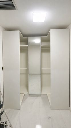 Closet de Ikea white