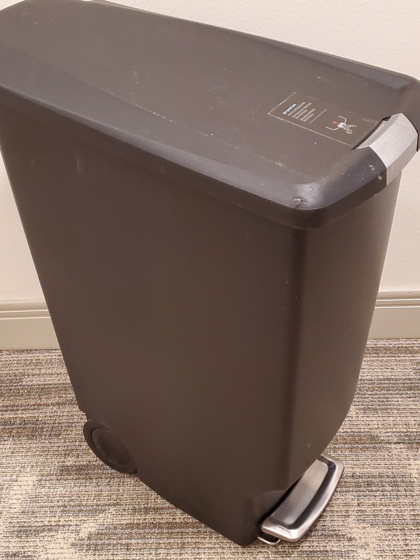 11-GALLON, SLIM, STEP-ON, SLOW-CLOSING LID, ROLLING TRASH CAN - like-new condition - firm price.