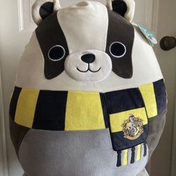 Squishmallows Harry Potter Hufflepuff badger plush 20” jumbo wizarding world