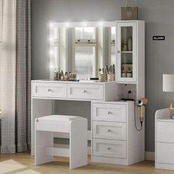 43" W Vanity Desk with Mirror & 11 Lights,Modern Makeup Desk with 5 Drawers & Cushioned Stool,3 Lighting Modes Brightness Adjustable,Power Outlet,Dres