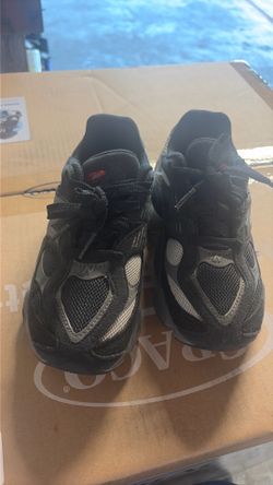 New Balance Shoes 9060