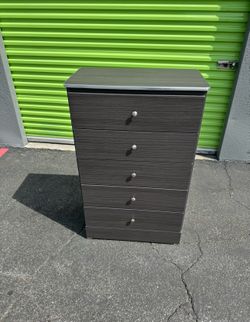 Tall Chest 5-Drawer Dresser Gray