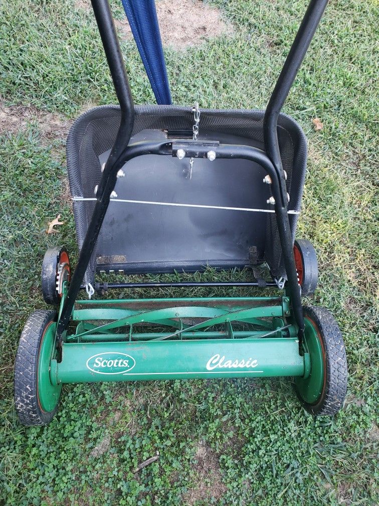 Scott's Classic Push Mower