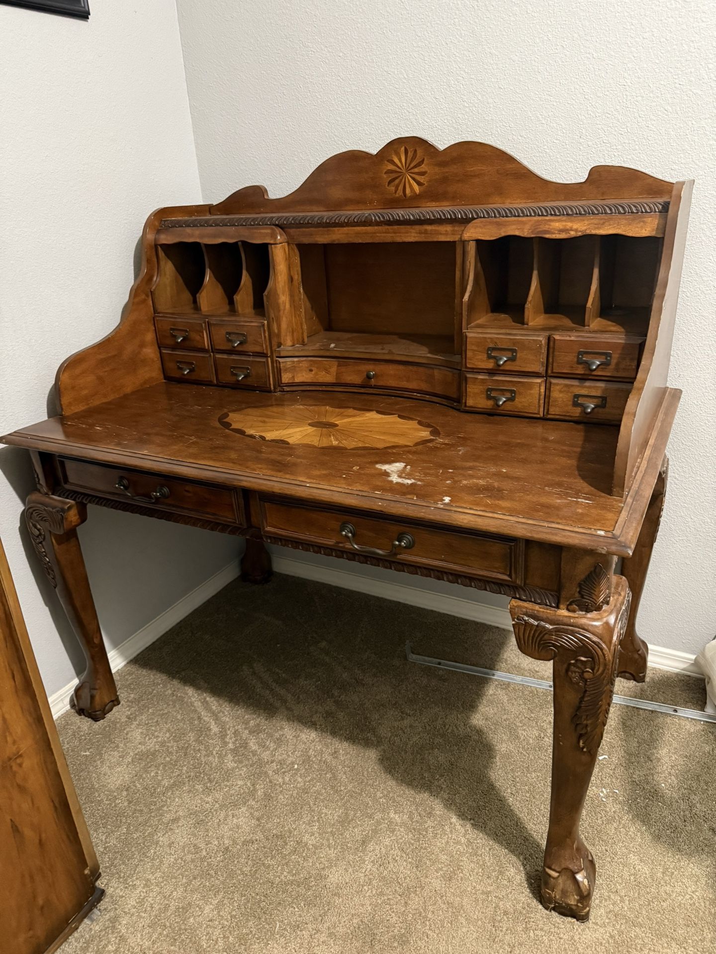 Beautiful Solid Wood Antique Style Secretary Desk. Tons Of Storage.