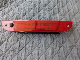 03-16 Ford 3RD Brake Light