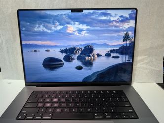 Apple MacBook Pro 16" (Silver) – Excellent Condition, 100% Functional