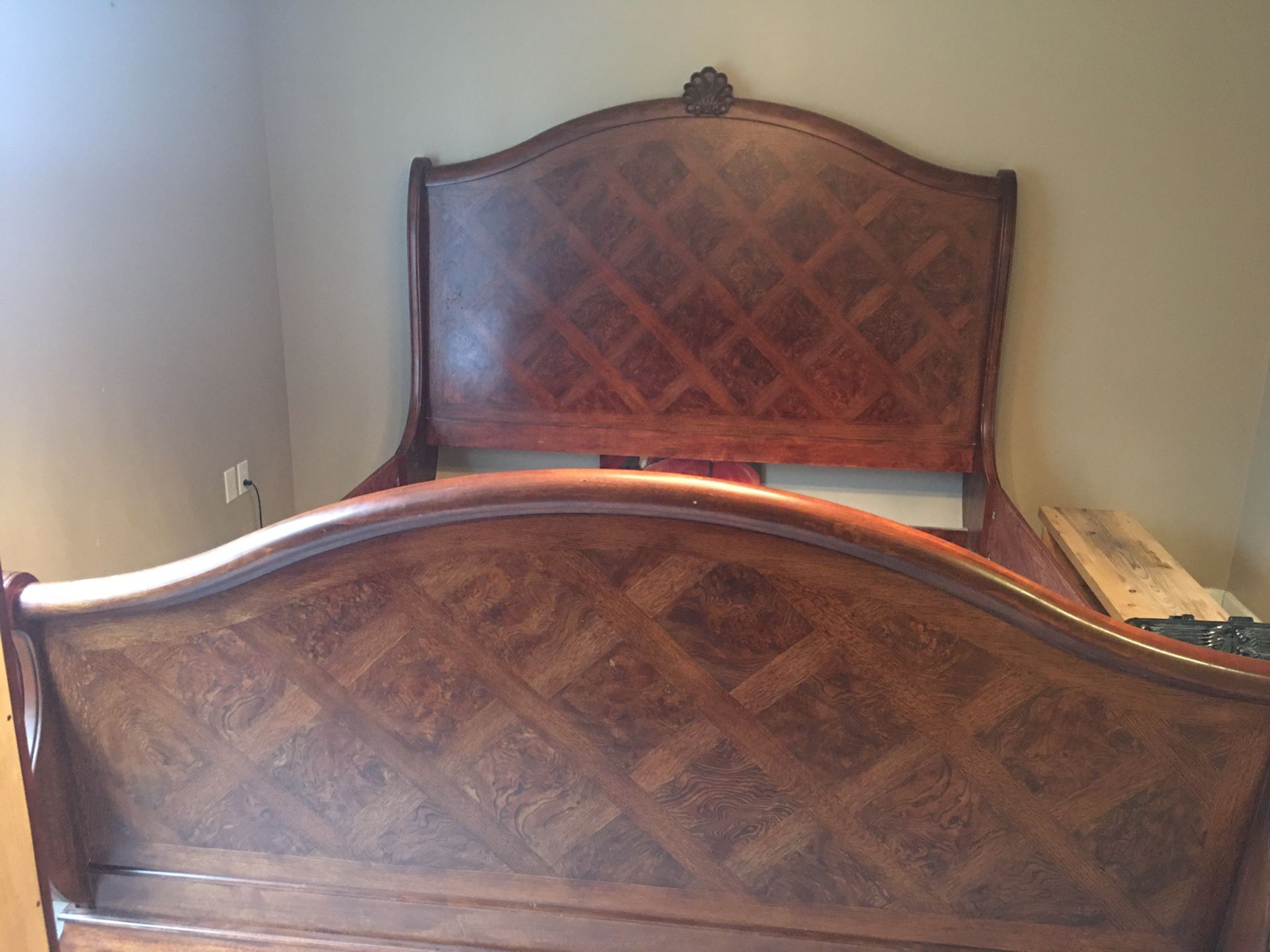 King bed frame100% wood