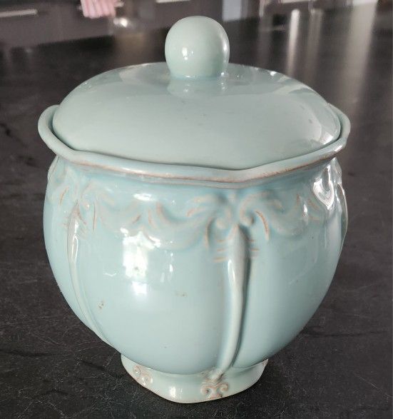 Aqua 6"canister Perfect Condition