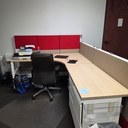 Free office cubicles