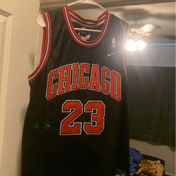 Chicago Bulls Basketball Jersey XL