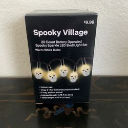 LED Skull Light Set Warm White Bulbs. New $7.00