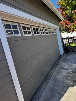 Garage door 16x7