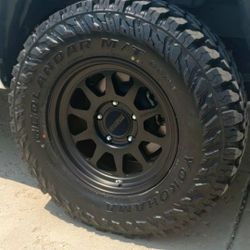 Off Road Rims Silverado Tundra Ram F-150 Balistic Pro Comp Titan Wheels Kmc Method 