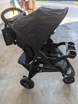 Chicco Viaro 3-Wheel Stroller - Black (Great Condition!)