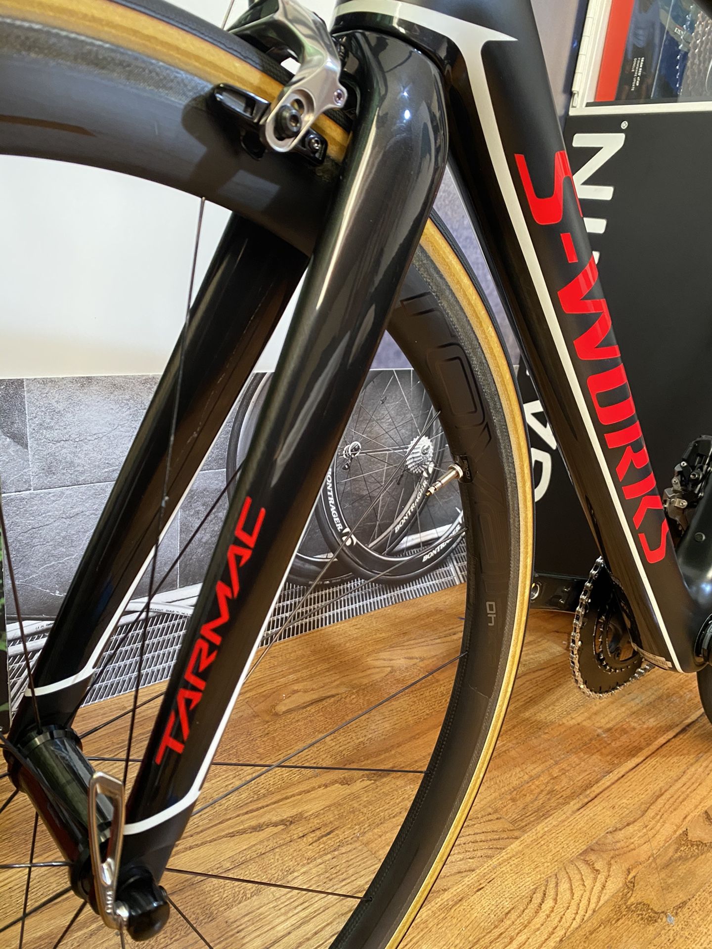 2017 Specialized S-Works Tarmac, Sram eTap, Roval Rapide CLX 40 Carbon Wheels, 11-speed, 58cm, Like New!