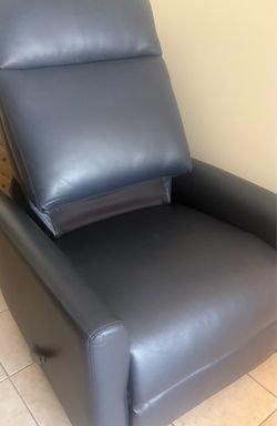 Thomasville lazy boy chair