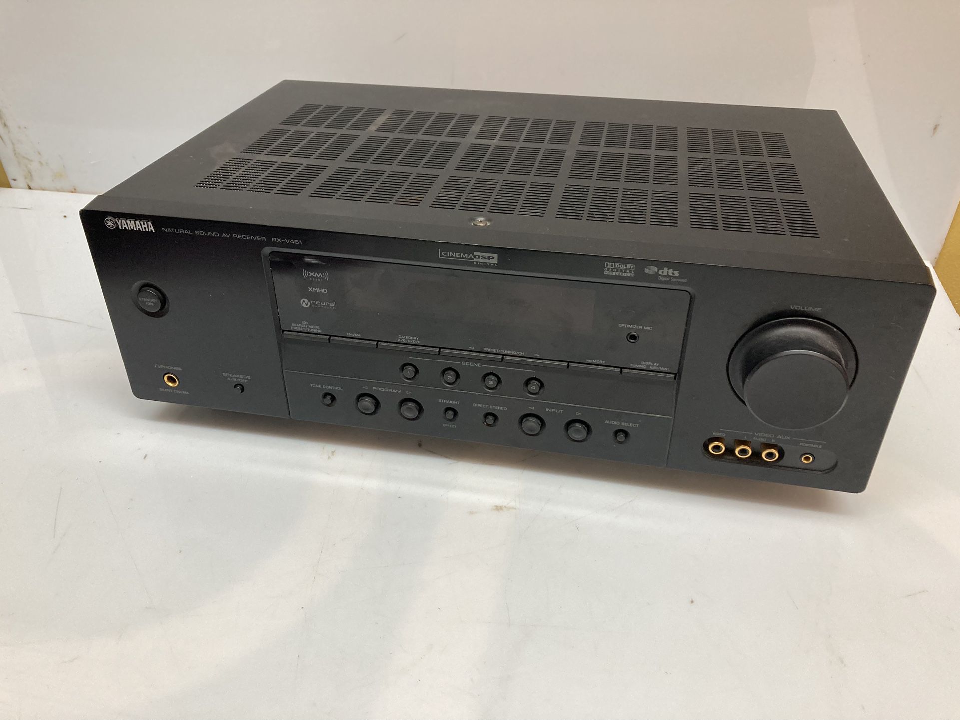 Yamaha RX-V461 5.1 Channel 500 Watts Receiver 