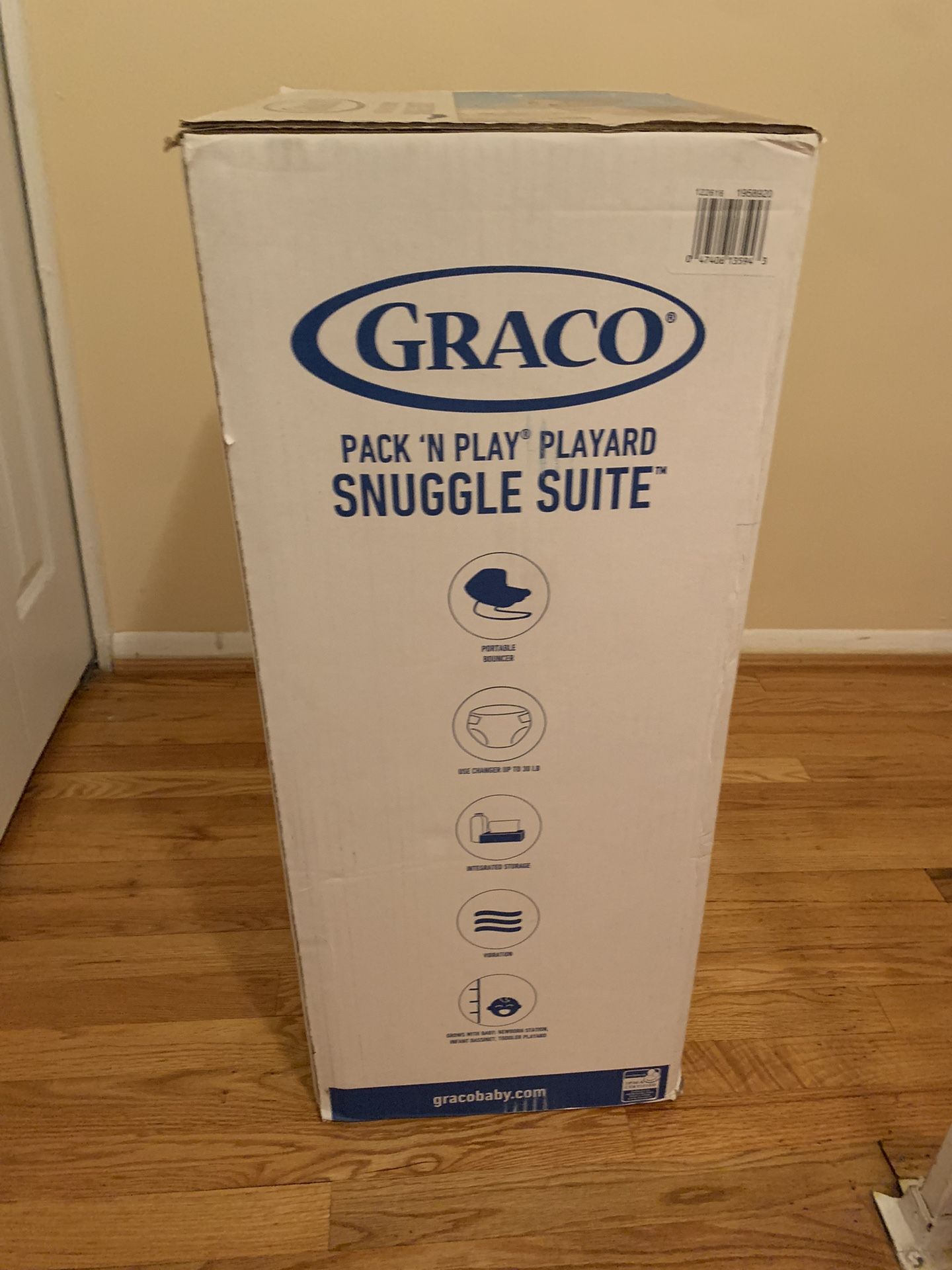 Graco - Pack 'N Play Snuggle Suite LX Playard