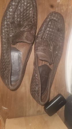 Men's dress shoes