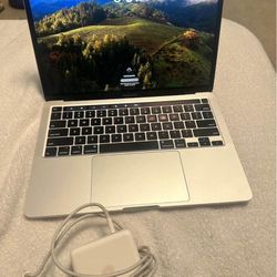 MACBOOK  PRO 