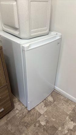 Mini freezer