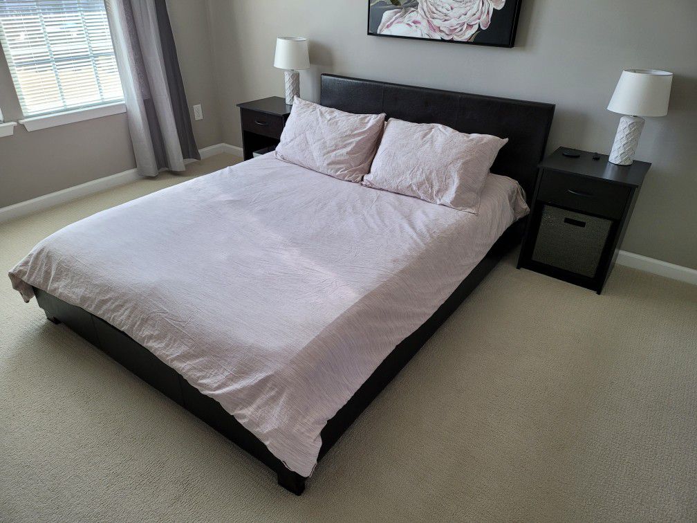 Minimalist/Modern Queen Bed Frame for Sale in Glassboro, NJ - OfferUp
