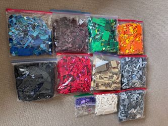 13 lbs of color sorted LEGO bricks and parts (Syosset)