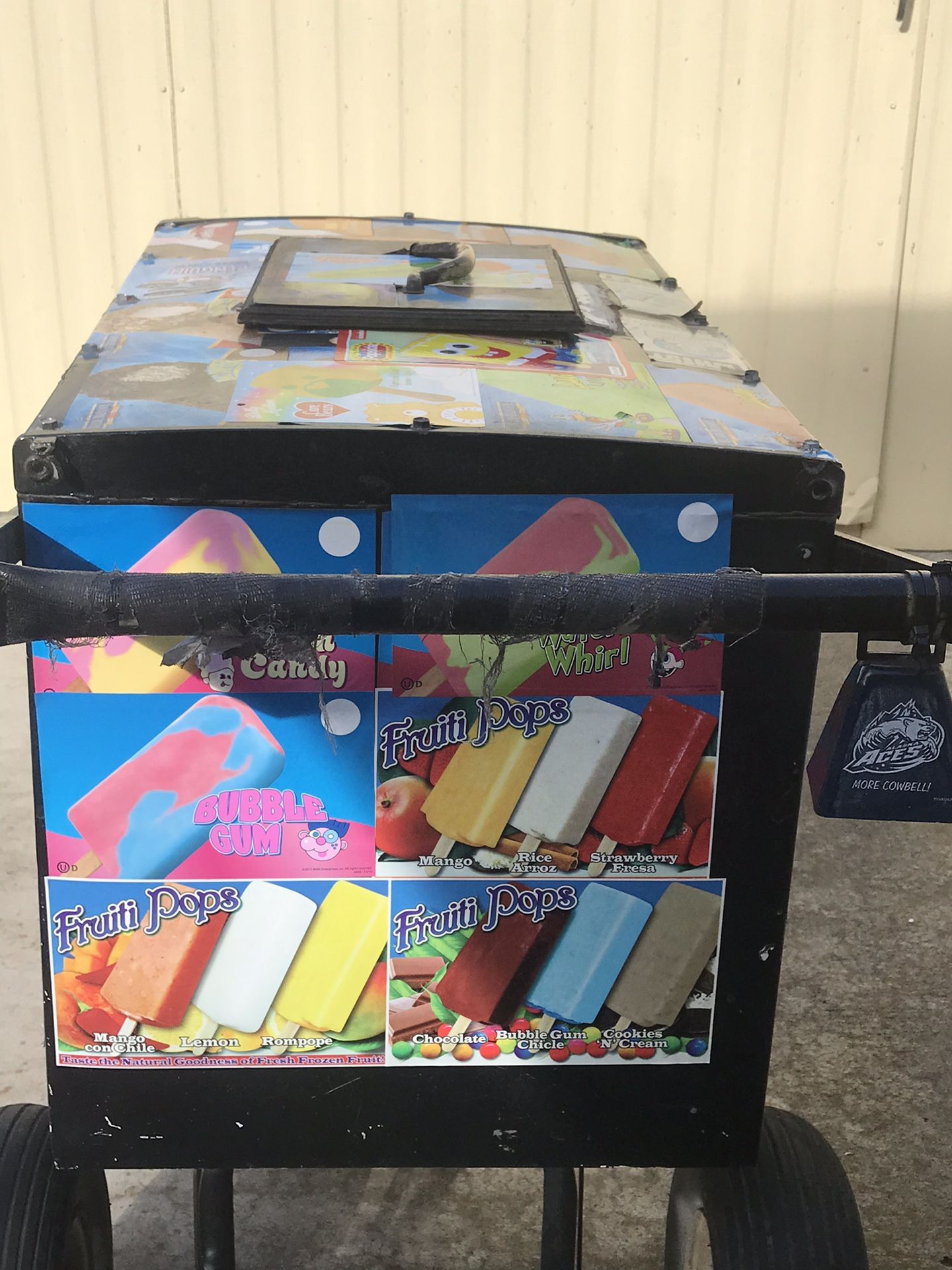 Paletero/ice cream cart