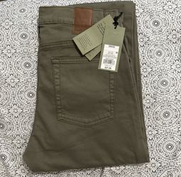 ARMY GREEN MENS PANTS SIZE 29x32 
