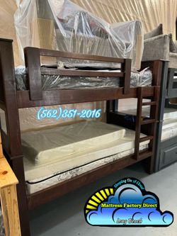Twin brown bunk bed with mattresses colchones nuevos new